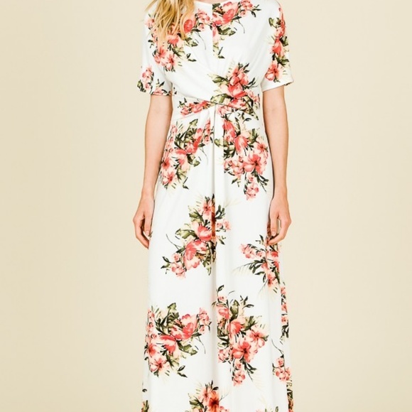 Kaylas Armoire Dresses Floral Short Sleeve Maxi Dress Poshmark